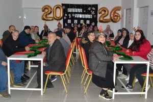 Ülkü Bakım Merkezi'nde Yılbaşı Eğlencesi